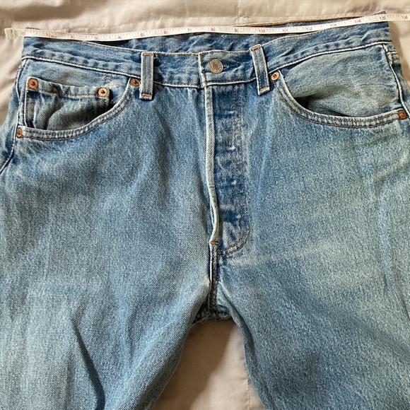 True Vintage Levi’s 501 - Picture 9 of 17